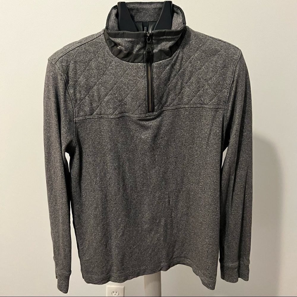 Banana Republic Men's Gray Quarter Zip with Quilted Top Portion Size Medium